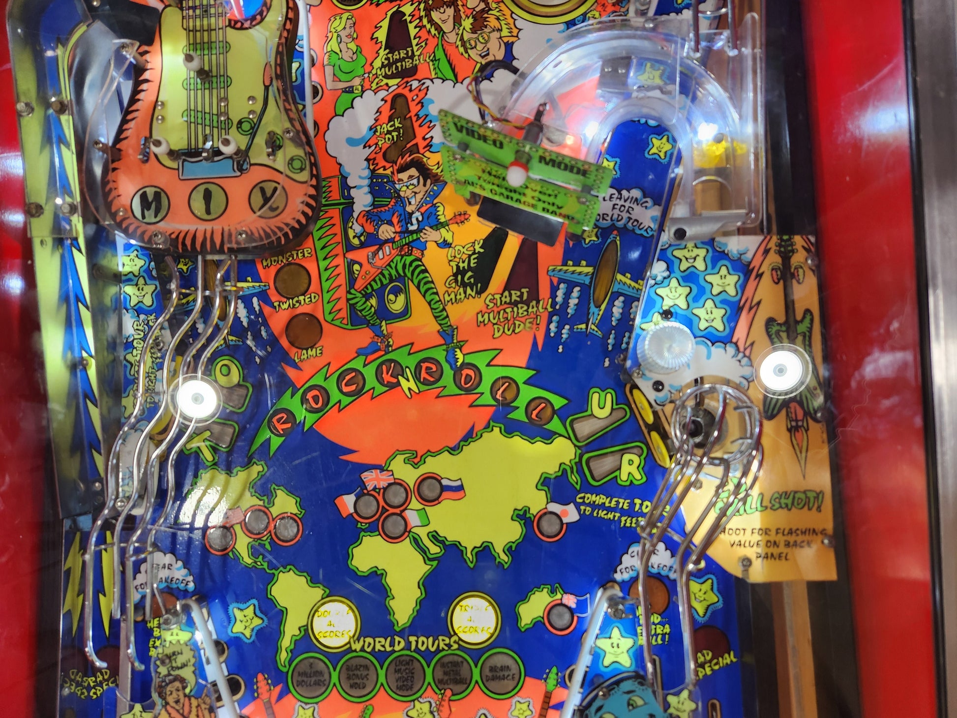 AL'S GARAGE BAND GOES ON A WORLD TOUR - 1992 Alvin G Pinball Machine - Shopped and WORKING!