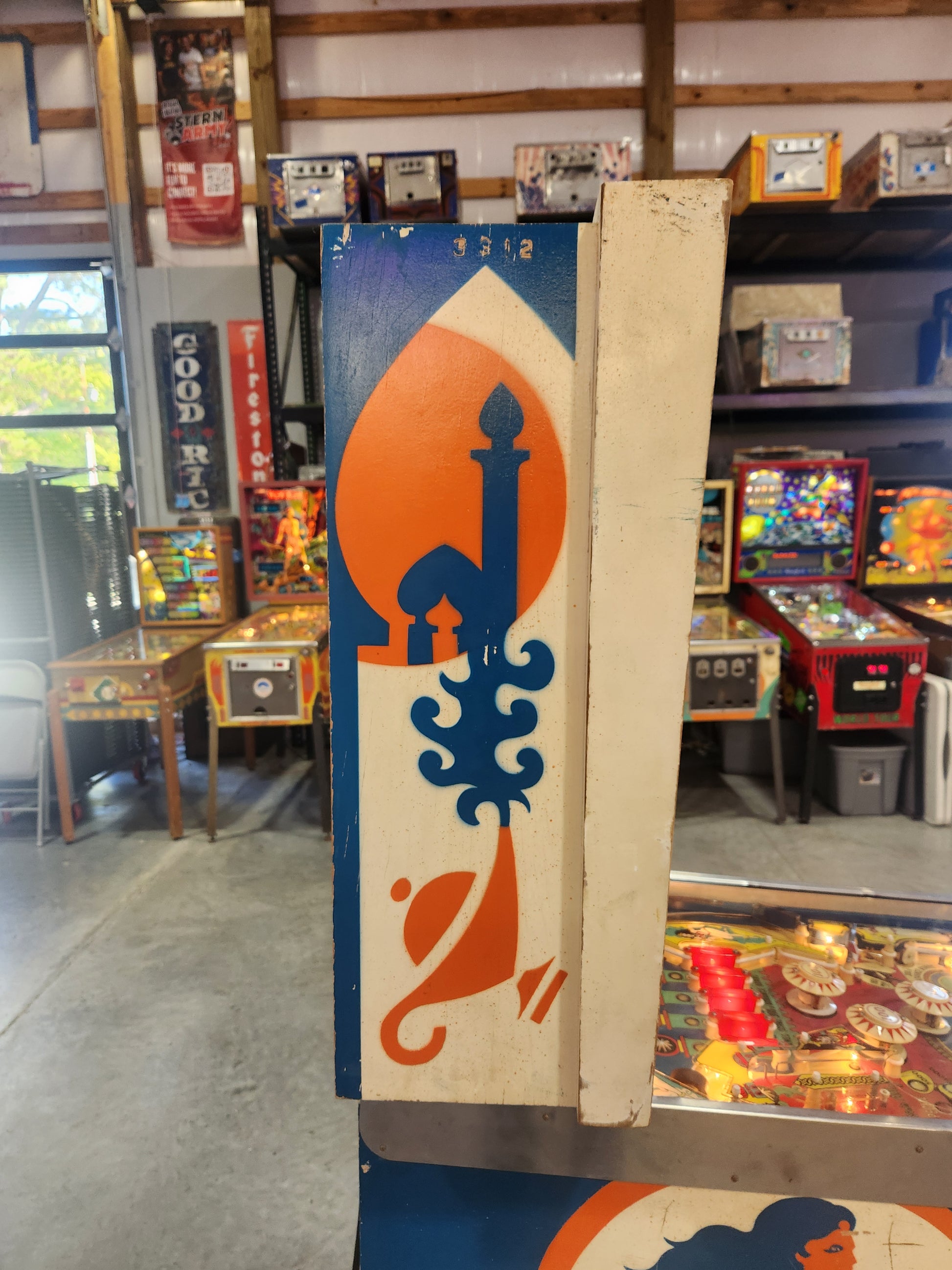 ALADDIN'S CASTLE - 1976 Bally EM Pinball Machine - Shopped and Working Great!