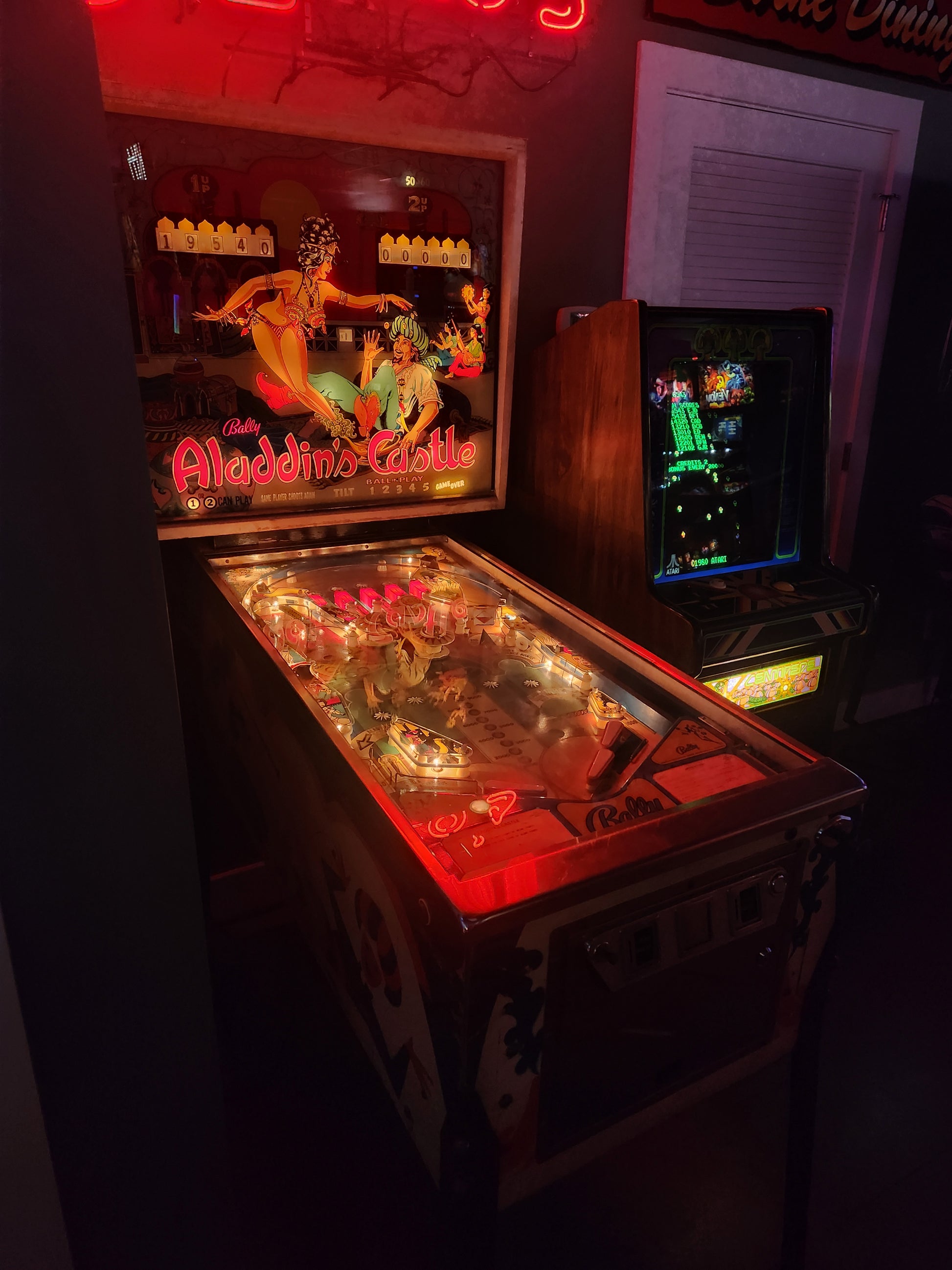 ALADDIN'S CASTLE - 1976 Bally EM Pinball Machine - Shopped and Working Great!