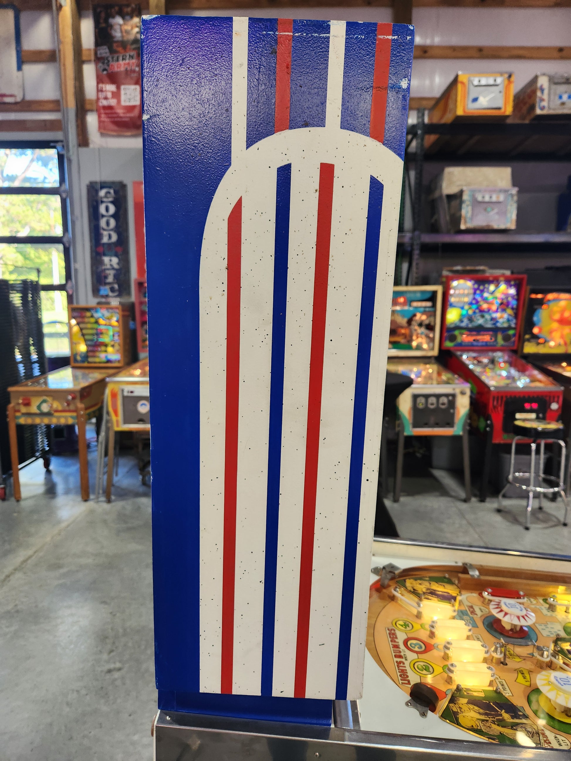 CROSS TOWN - 1966 Gottlieb EM Pinball Machine - Shopped and WORKS GREAT!