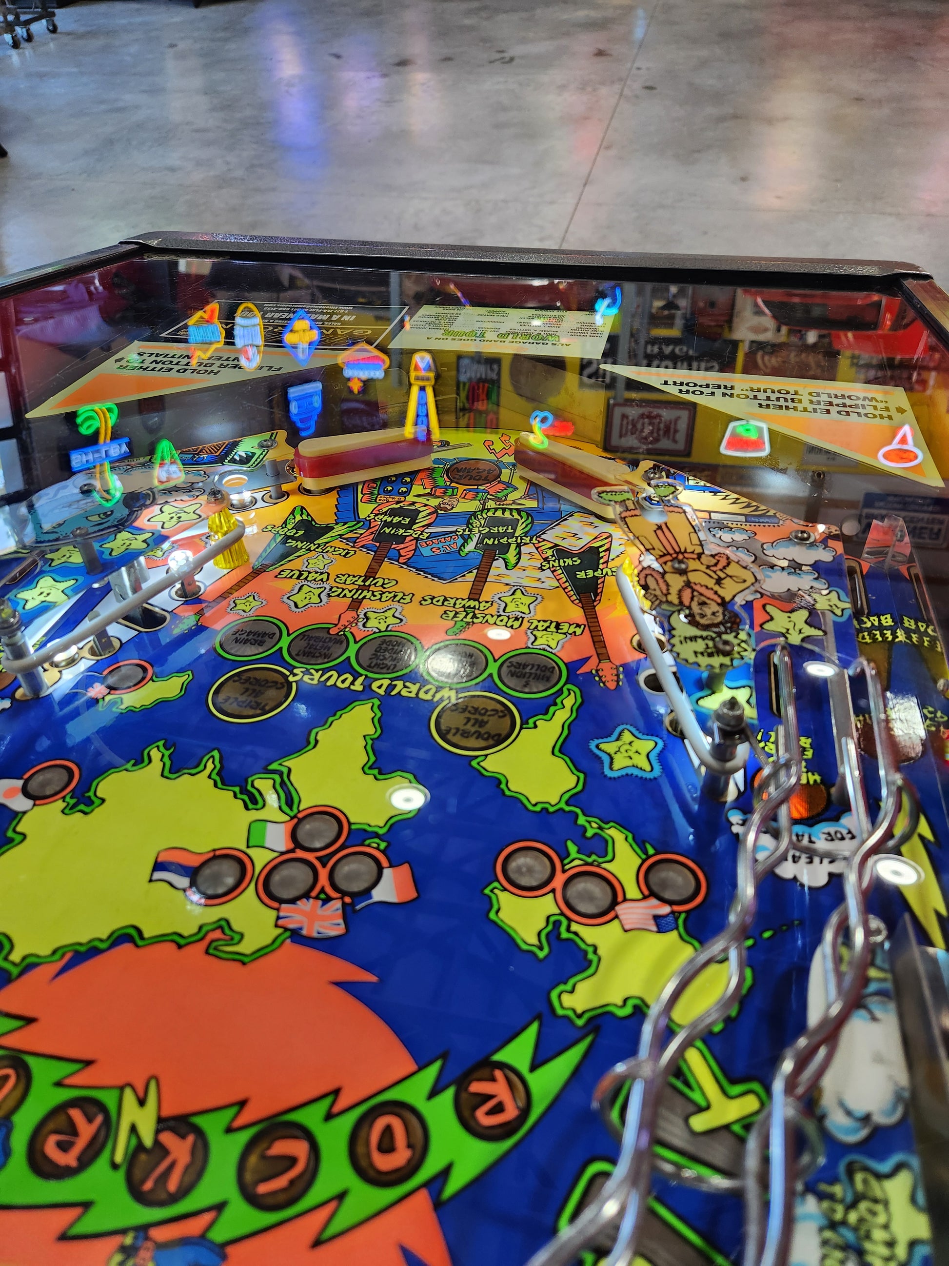 AL'S GARAGE BAND GOES ON A WORLD TOUR - 1992 Alvin G Pinball Machine - Shopped and WORKING!
