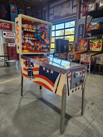 LIBERTY BELL - 1977 Williams EM Pinball Machine - Shopped and WORKING!