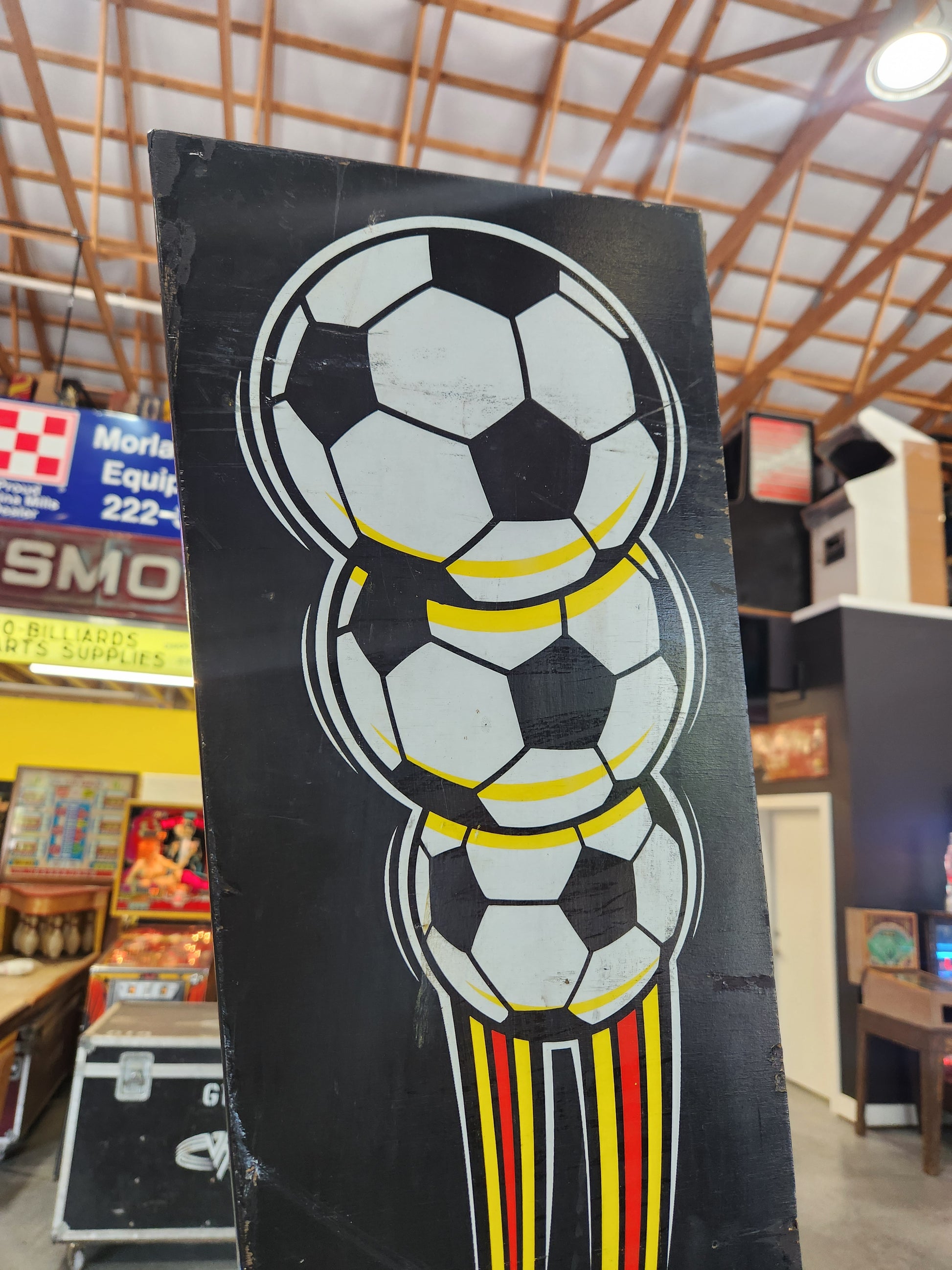 WORLD CHALLENGE SOCCER - 1994 Gottlieb Pinball Machine - NOS PLAYFIELD! Works all the way!