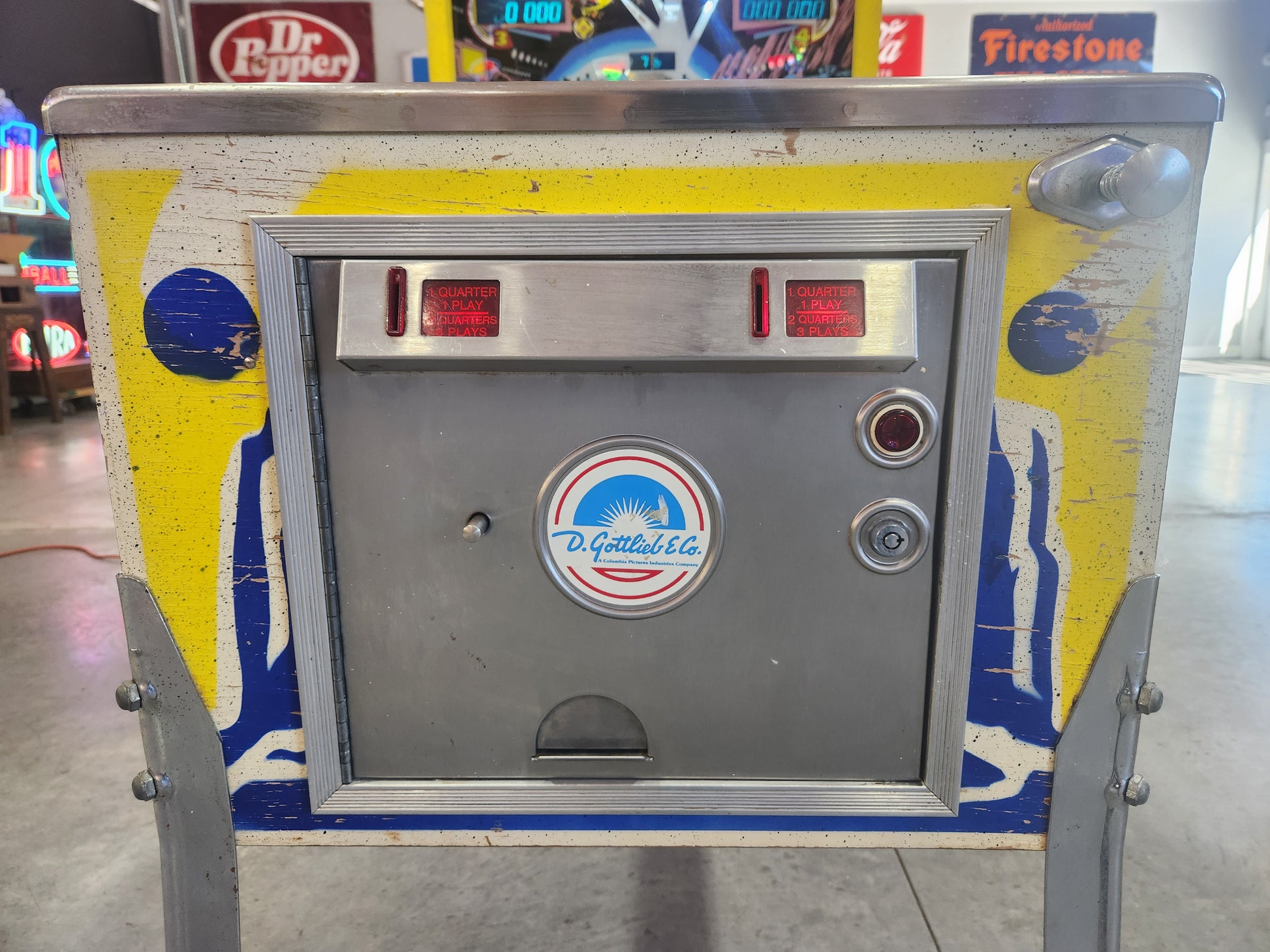 CLOSE ENCOUNTERS OF THE THIRD KIND - 1978 Gottlieb Pinball Machine - WORKS 100% - NICE GAME