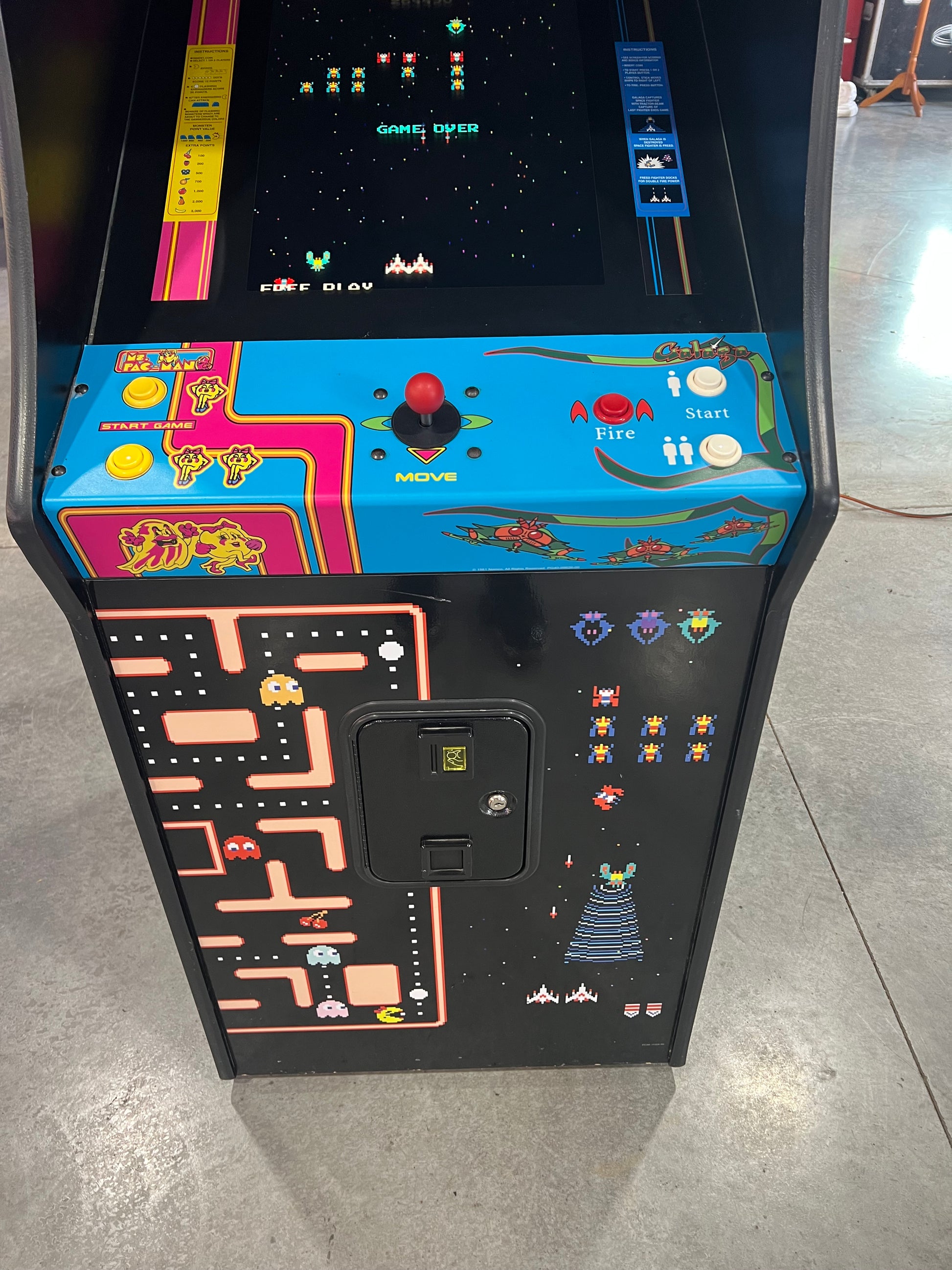 Ms Pac-Man Galaga Reunion Arcade Class of 1981 Game (also plays PAC-MAN) - Original NICE Cabinet - Works 100% Flat Screen BEAUTIFUL GAME!!!