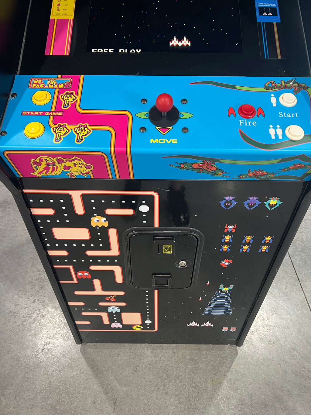 Ms Pac-Man Galaga Reunion Arcade Class of 1981 Game (also plays PAC-MAN) - Original NICE Cabinet - Works 100% Flat Screen BEAUTIFUL GAME!!!