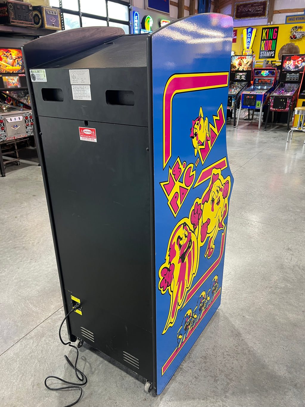 Ms Pac-Man Galaga Reunion Arcade Class of 1981 Game (also plays PAC-MAN) - Original NICE Cabinet - Works 100% Flat Screen BEAUTIFUL GAME!!!