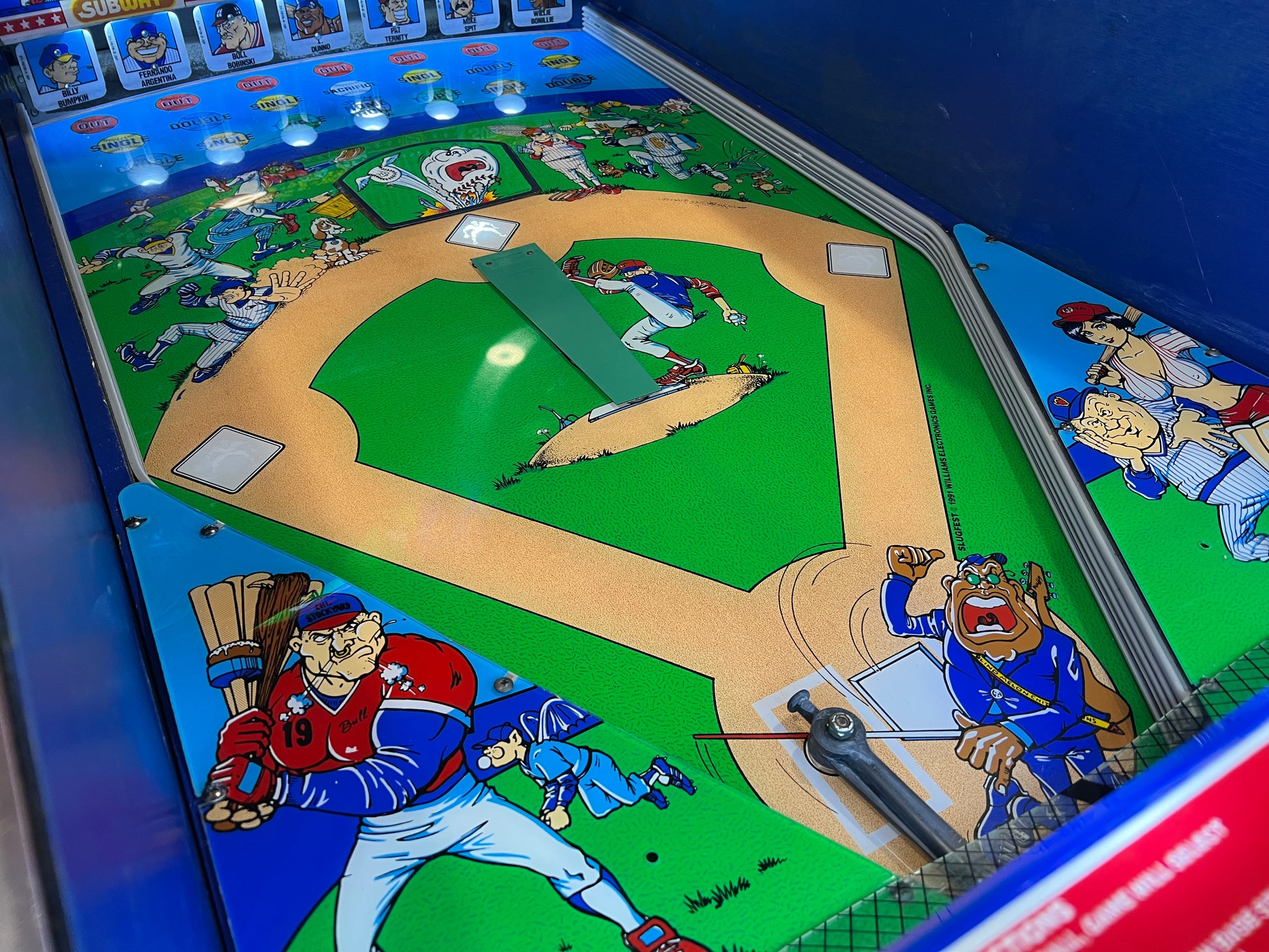 Slugfest 1991 Pitch and Bat Williams Pinball Machine - WORKS 100% - Nice Game DISPENSES BASEBALL CARDS!!! Card Shop Ready!