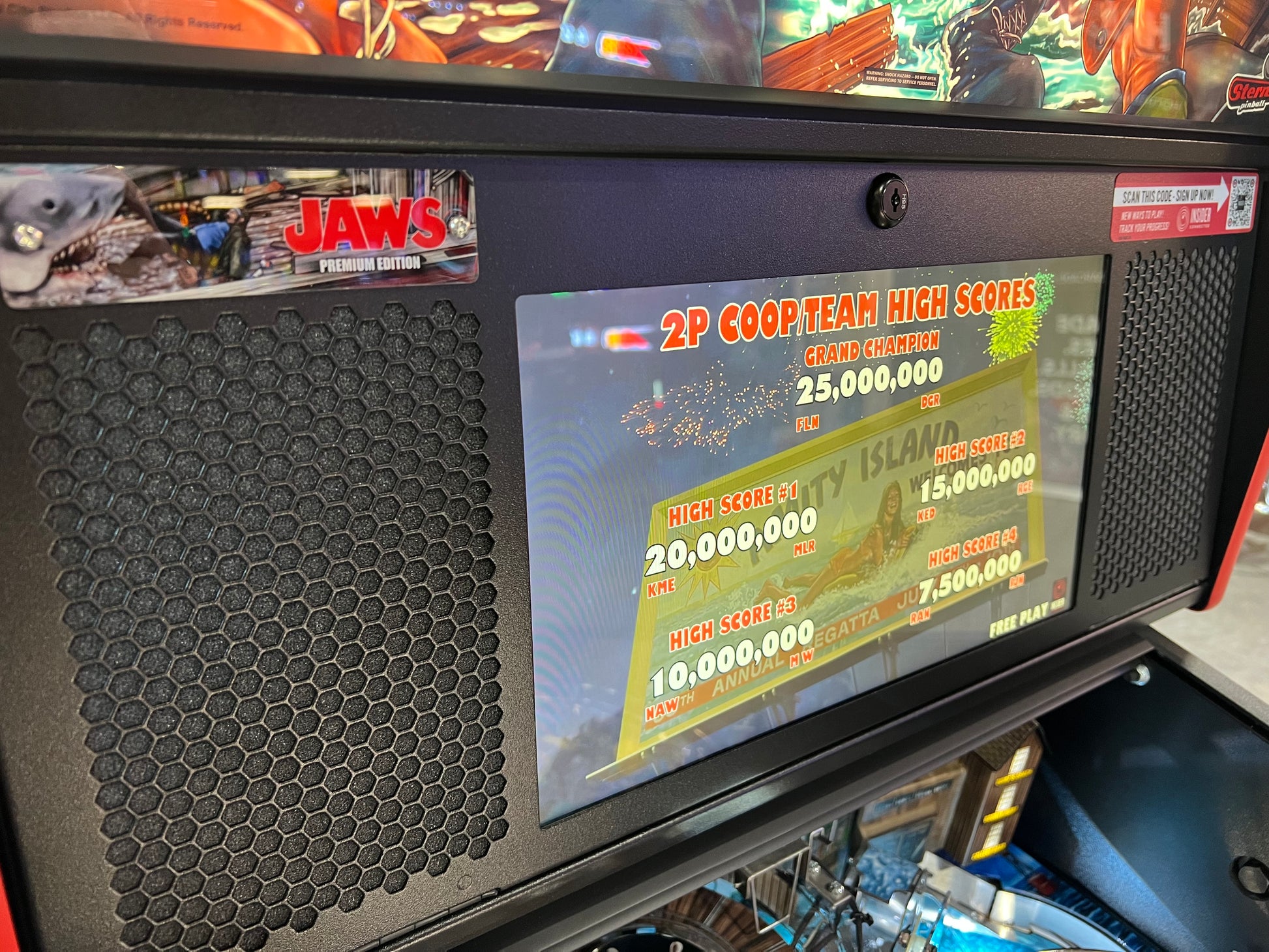 JAWS PREMIUM - 2026 Stern Pinball Machine - WORKS 100% - Brand New - INSIDER CONNECTED