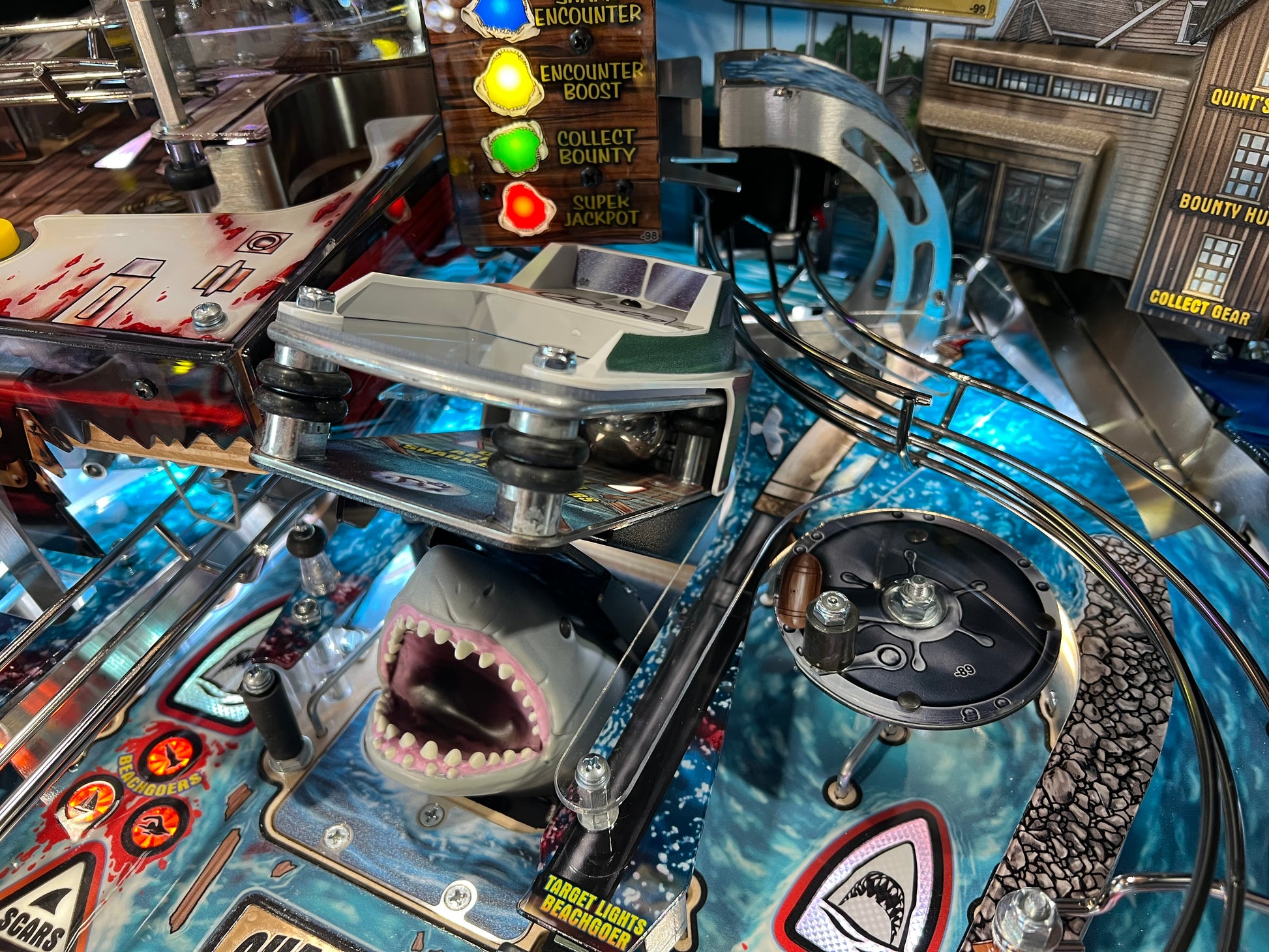 JAWS PREMIUM - 2026 Stern Pinball Machine - WORKS 100% - Brand New - INSIDER CONNECTED