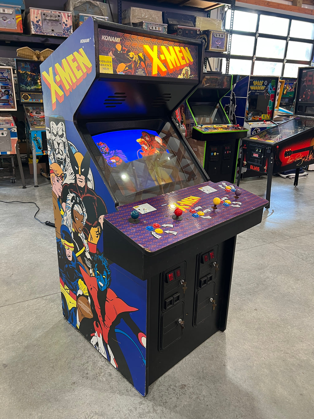 X-Men - 4 PLAYER - Konami Arcade Game! ORIGINAL! Nice Looking Arcade Cabinet - Works Great!