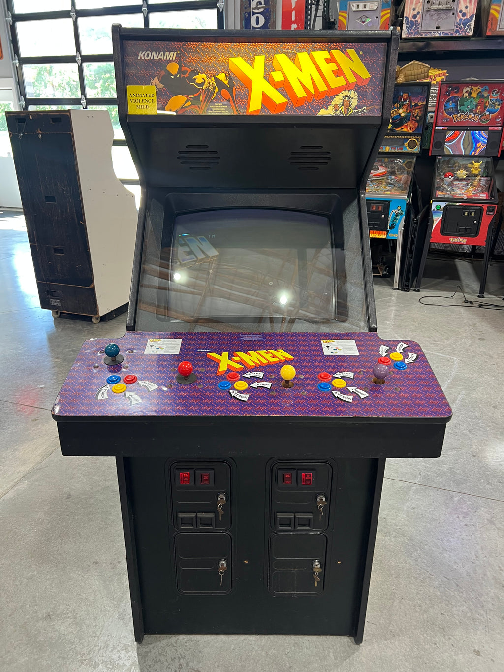 X-Men - 4 PLAYER - Konami Arcade Game! ORIGINAL! Nice Looking Arcade Cabinet - Works Great!