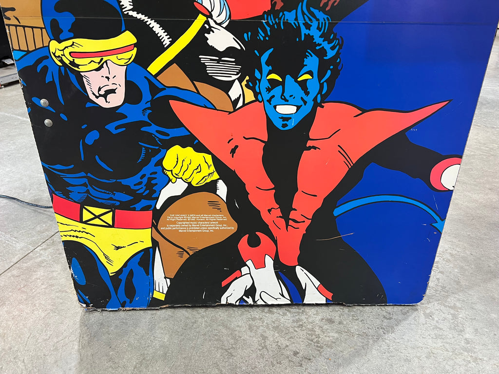 X-Men - 4 PLAYER - Konami Arcade Game! ORIGINAL! Nice Looking Arcade Cabinet - Works Great!