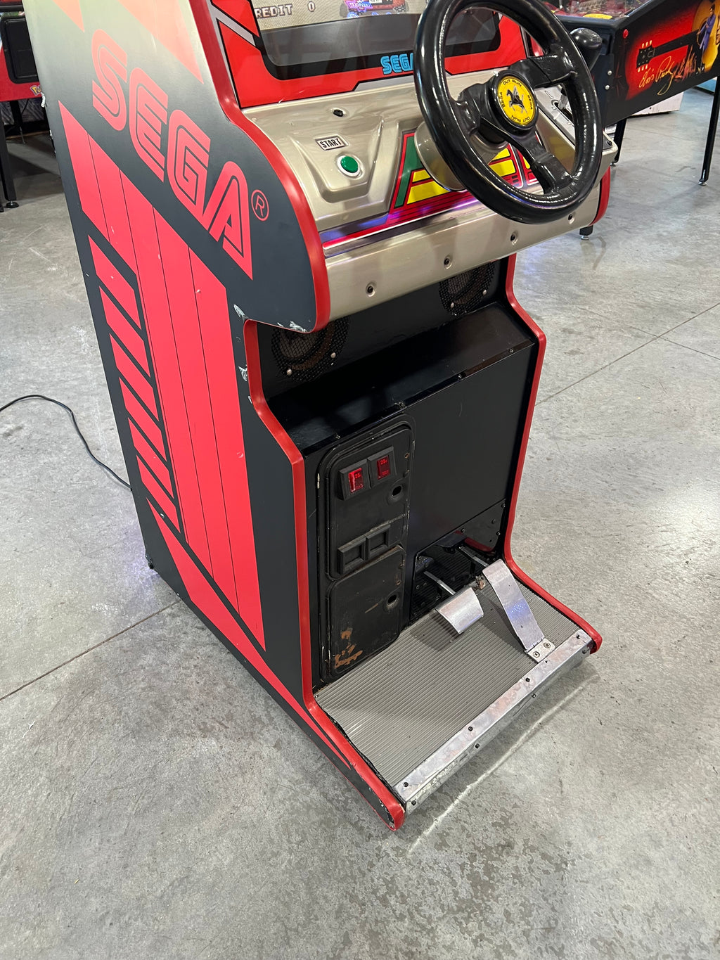 OUTRUN Cabaret (Mini) - Sega Arcade Game! ORIGINAL! Good Looking Driving Game Cabinet - Working Great! READY TO RACE!!
