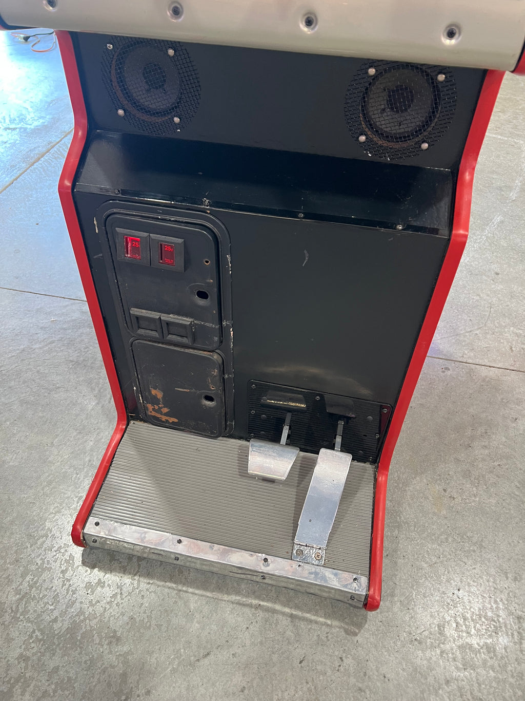 OUTRUN Cabaret (Mini) - Sega Arcade Game! ORIGINAL! Good Looking Driving Game Cabinet - Working Great! READY TO RACE!!