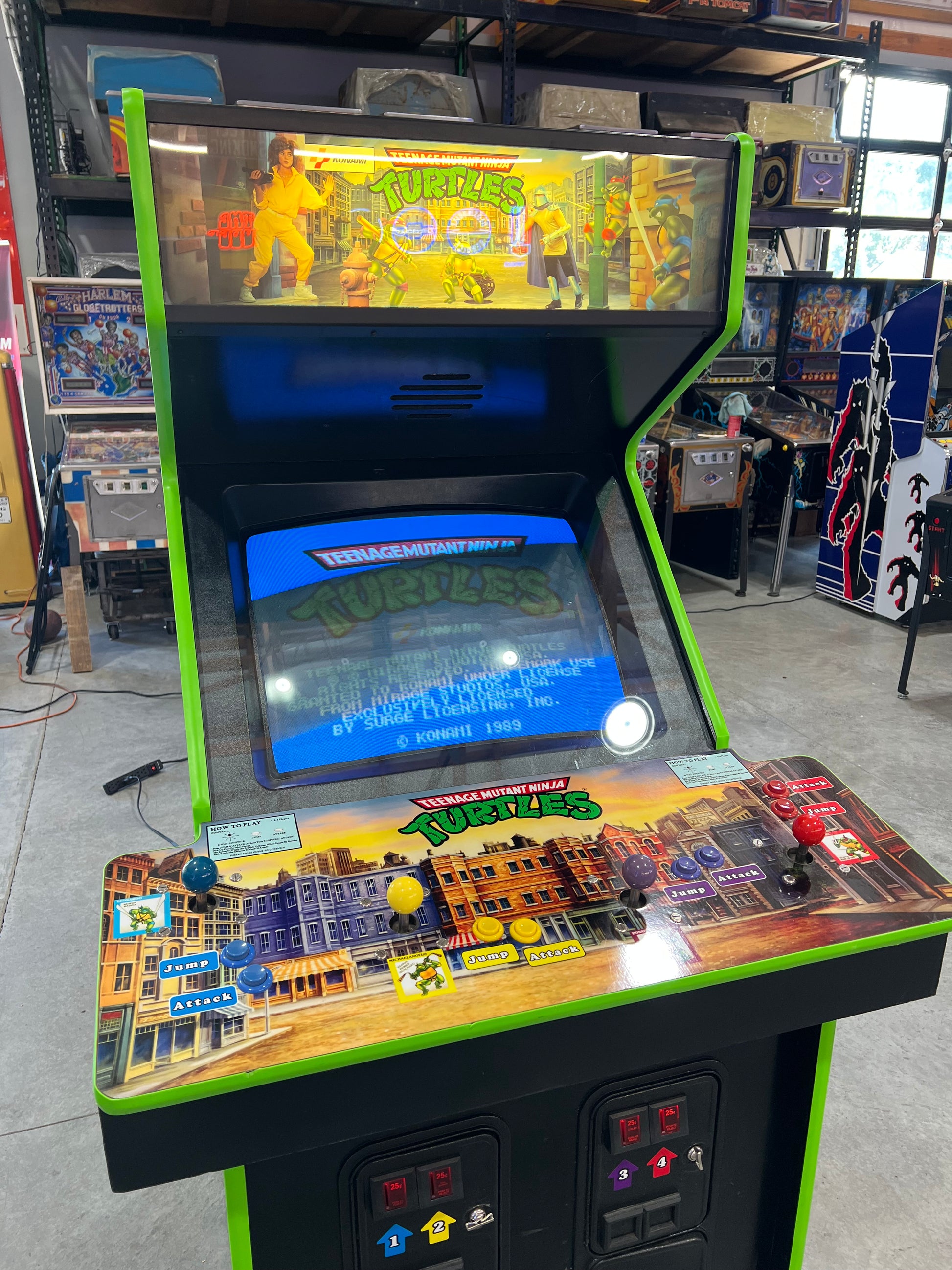 TEENAGE MUTANT NINJA TURTLES - 4 PLAYER - The OG -  Konami Arcade Game! ORIGINAL! Good Looking Arcade Cabinet - TMNT- TNT - Working Great!