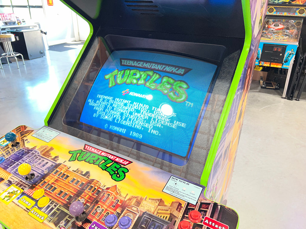 TEENAGE MUTANT NINJA TURTLES - 4 PLAYER - The OG -  Konami Arcade Game! ORIGINAL! Good Looking Arcade Cabinet - TMNT- TNT - Working Great!