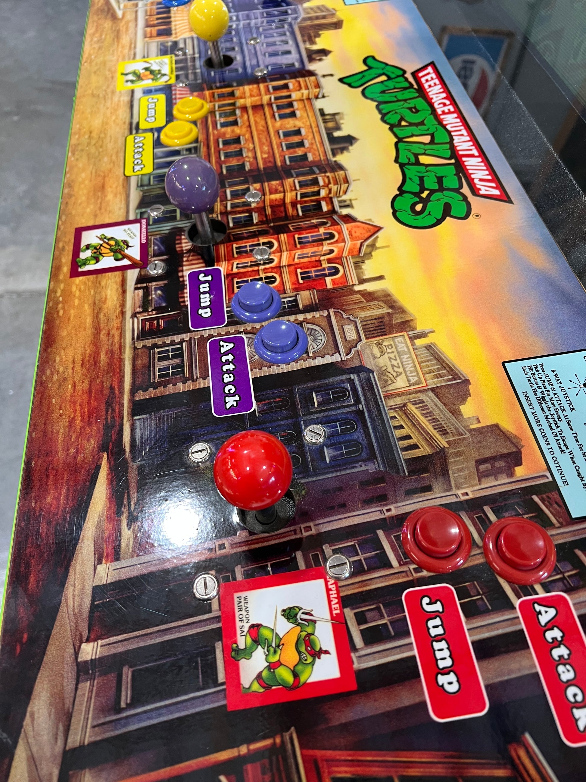 TEENAGE MUTANT NINJA TURTLES - 4 PLAYER - The OG -  Konami Arcade Game! ORIGINAL! Good Looking Arcade Cabinet - TMNT- TNT - Working Great!