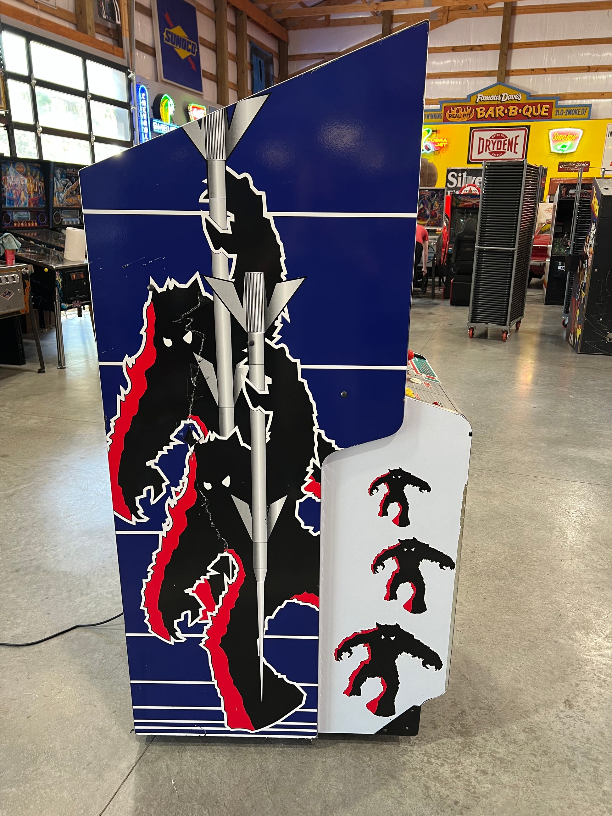 SPACE INVADERS / QIX COMBO Taito Reunion Arcade Game - Works 100% - Two All Time Greats in One Cabinet!