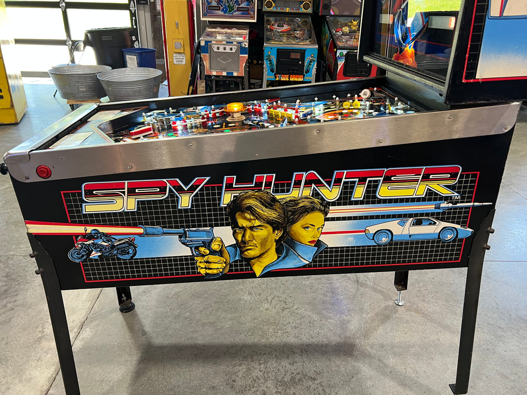 SPY HUNTER - 1986 Bally Pinball Machine - WORKS 100% - VERY VERY Nice Example of This Title!
