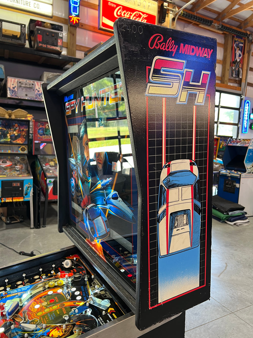 SPY HUNTER - 1986 Bally Pinball Machine - WORKS 100% - VERY VERY Nice Example of This Title!