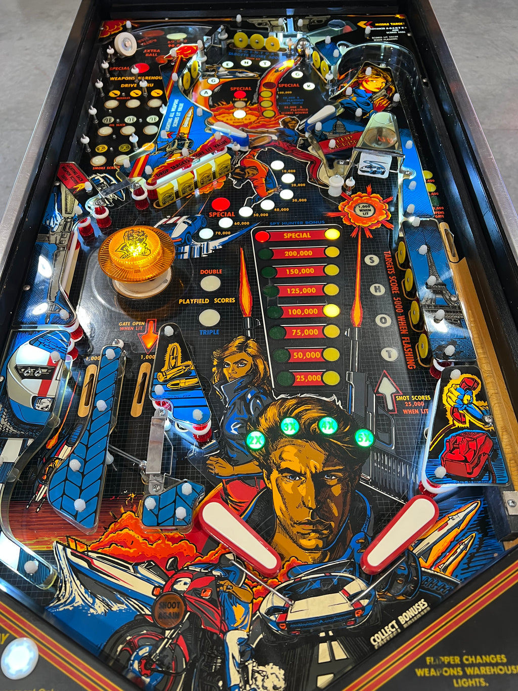 SPY HUNTER - 1986 Bally Pinball Machine - WORKS 100% - VERY VERY Nice Example of This Title!