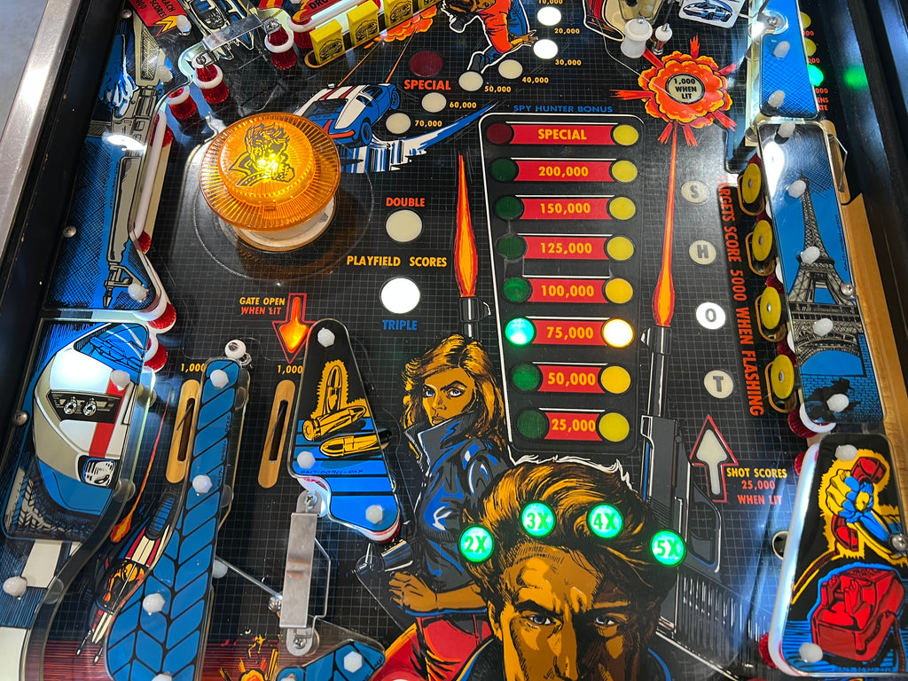 SPY HUNTER - 1986 Bally Pinball Machine - WORKS 100% - VERY VERY Nice Example of This Title!