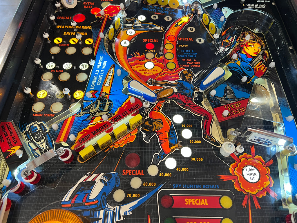 SPY HUNTER - 1986 Bally Pinball Machine - WORKS 100% - VERY VERY Nice Example of This Title!