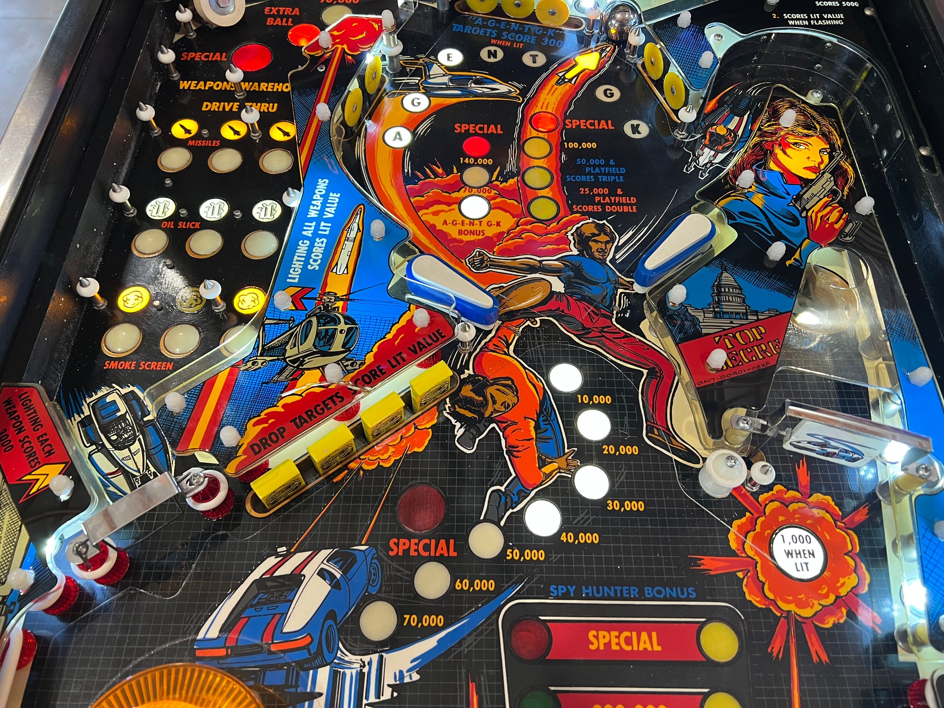 SPY HUNTER - 1986 Bally Pinball Machine - WORKS 100% - VERY VERY Nice Example of This Title!