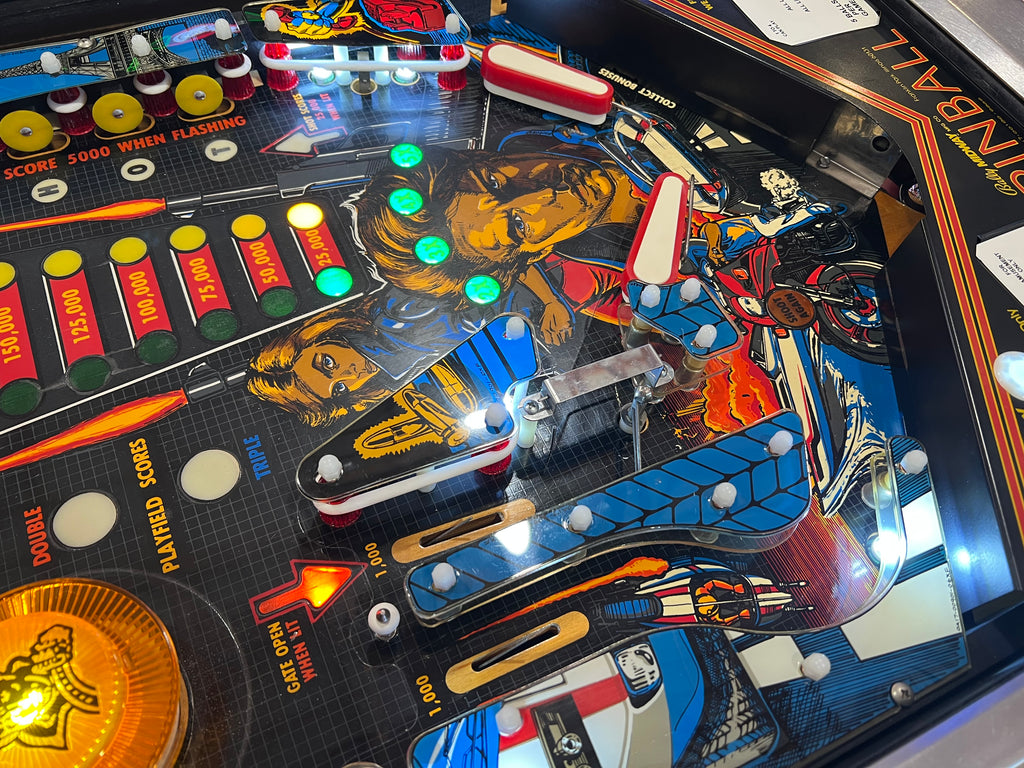 SPY HUNTER - 1986 Bally Pinball Machine - WORKS 100% - VERY VERY Nice Example of This Title!