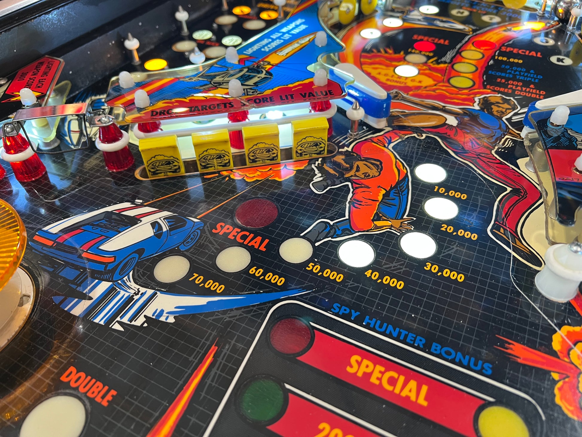 SPY HUNTER - 1986 Bally Pinball Machine - WORKS 100% - VERY VERY Nice Example of This Title!
