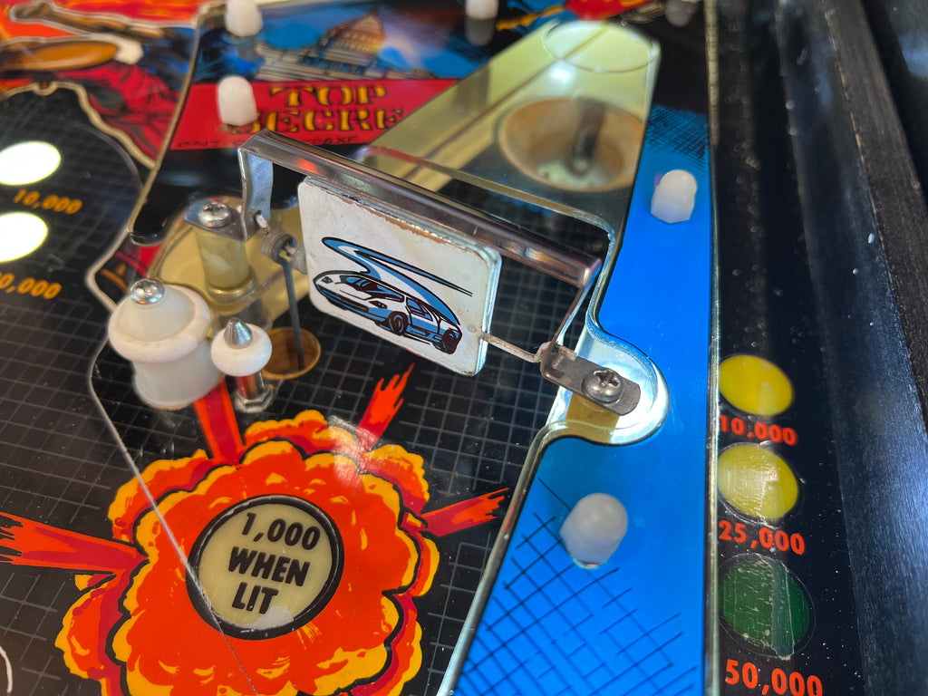 SPY HUNTER - 1986 Bally Pinball Machine - WORKS 100% - VERY VERY Nice Example of This Title!