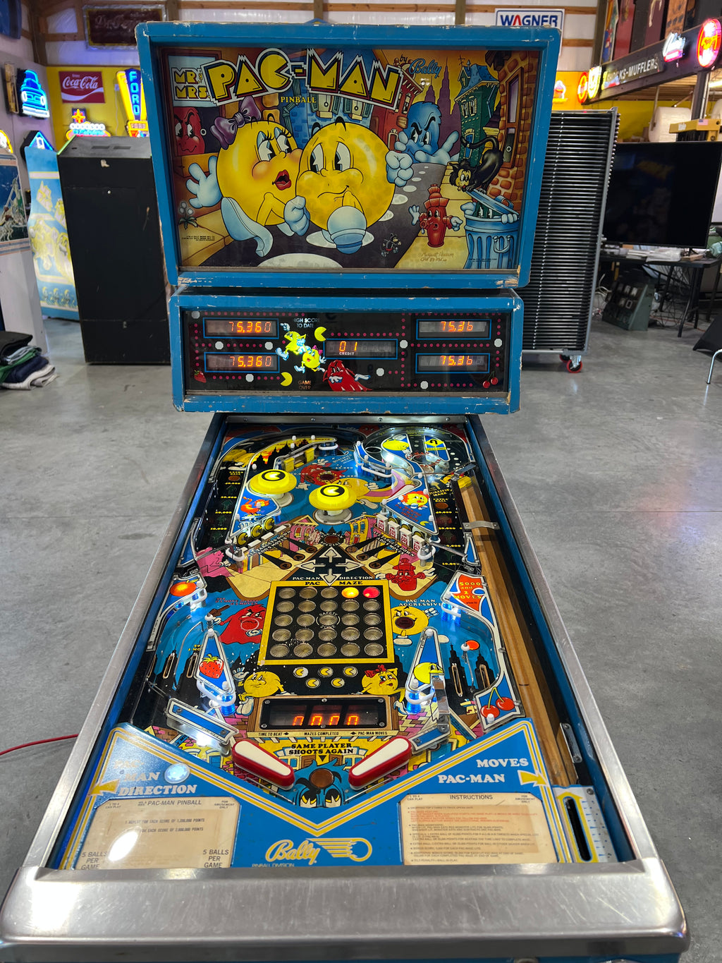 MR and MS PACMAN PINBALL - 1982 Bally Pinball Machine - Shopped and Working 100%