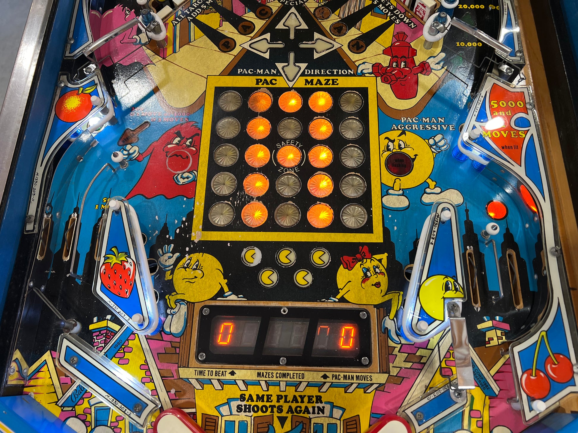 MR and MS PACMAN PINBALL - 1982 Bally Pinball Machine - Shopped and Working 100%