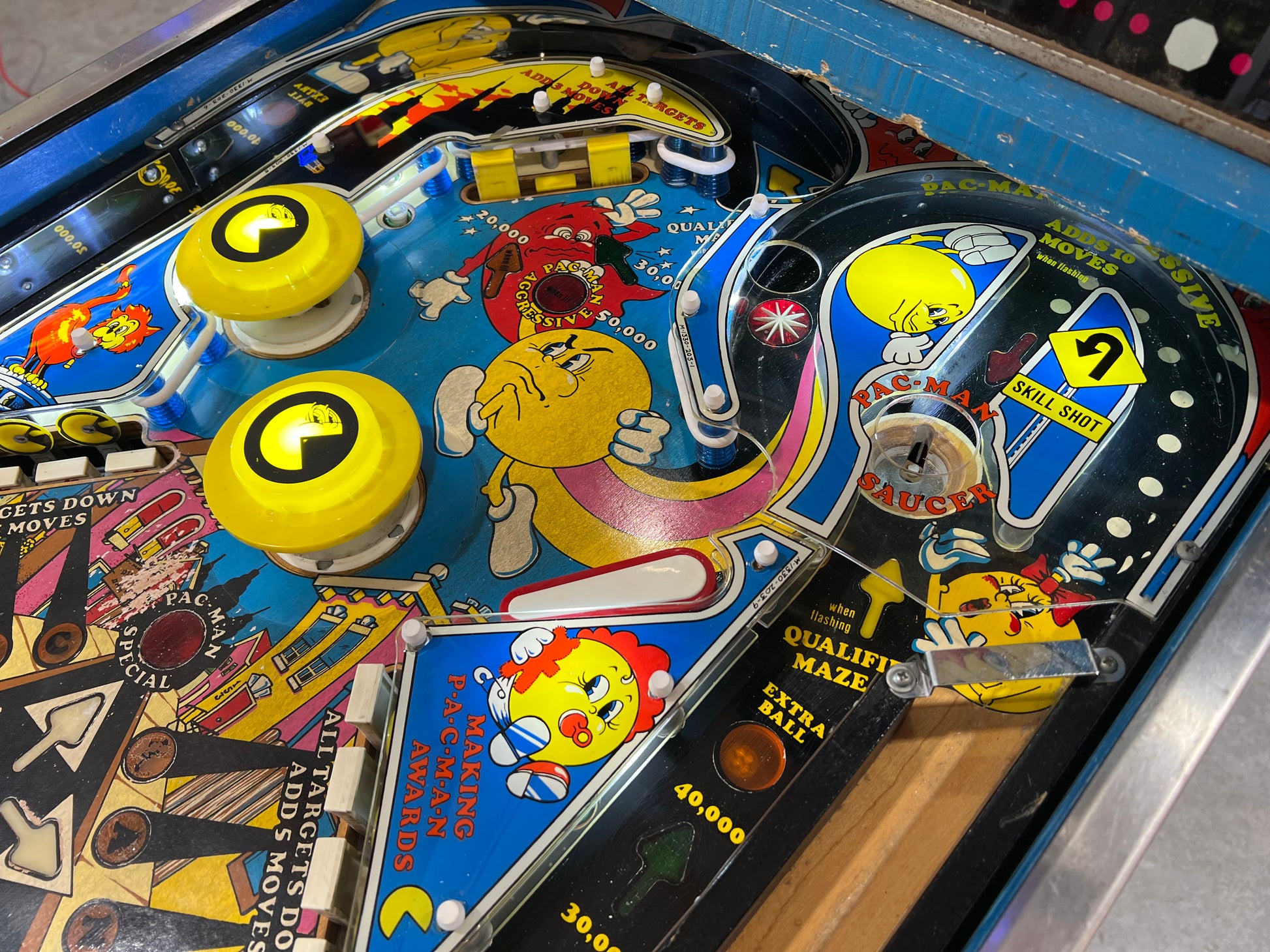 MR and MS PACMAN PINBALL - 1982 Bally Pinball Machine - Shopped and Working 100%