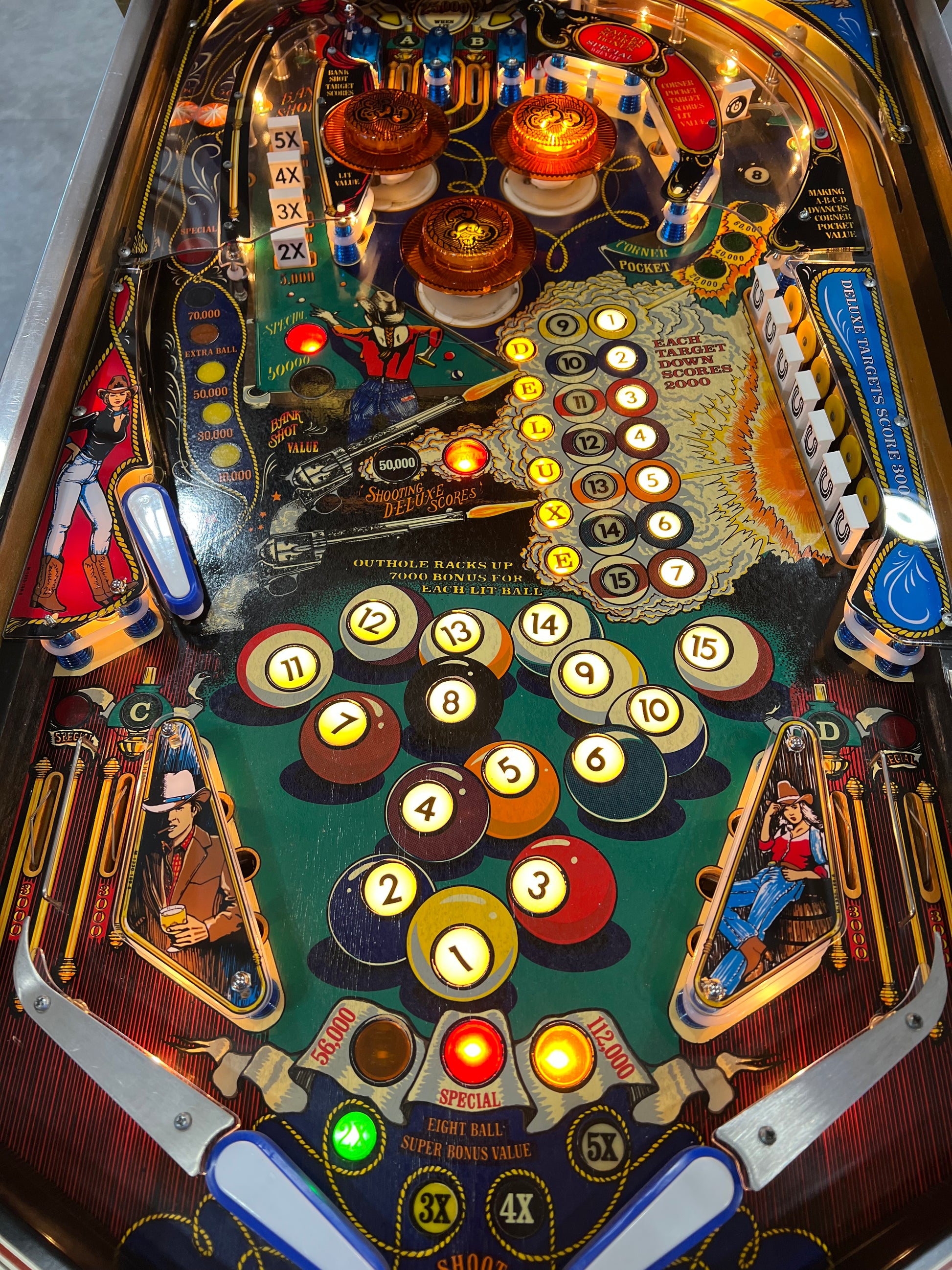 EIGHT BALL DELUXE LIMITED EDITION - 1982 Bally Pinball Machine - WORKS 100% - THE BEST GAME FROM THE PERIOD! - THE ORIGINAL LE!