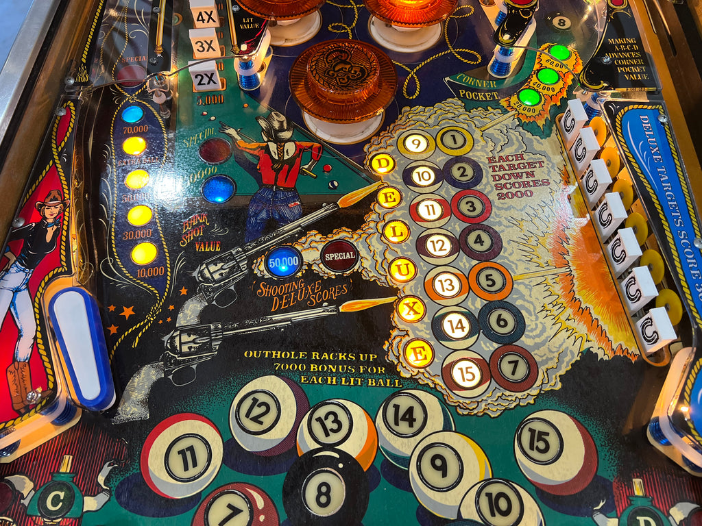 EIGHT BALL DELUXE LIMITED EDITION - 1982 Bally Pinball Machine - WORKS 100% - THE BEST GAME FROM THE PERIOD! - THE ORIGINAL LE!