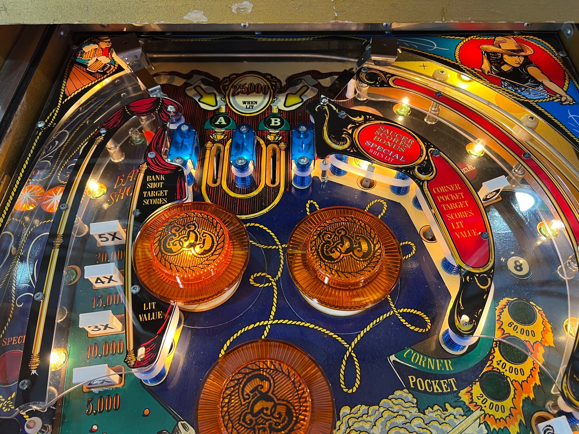 EIGHT BALL DELUXE LIMITED EDITION - 1982 Bally Pinball Machine - WORKS 100% - THE BEST GAME FROM THE PERIOD! - THE ORIGINAL LE!