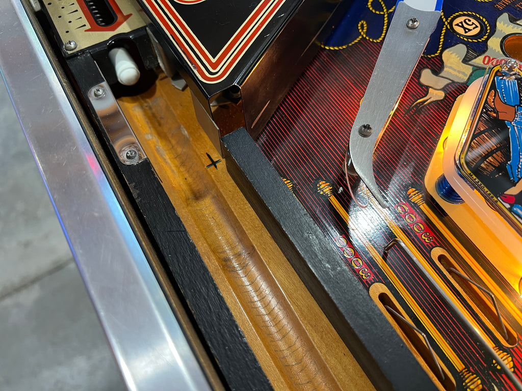 EIGHT BALL DELUXE LIMITED EDITION - 1982 Bally Pinball Machine - WORKS 100% - THE BEST GAME FROM THE PERIOD! - THE ORIGINAL LE!