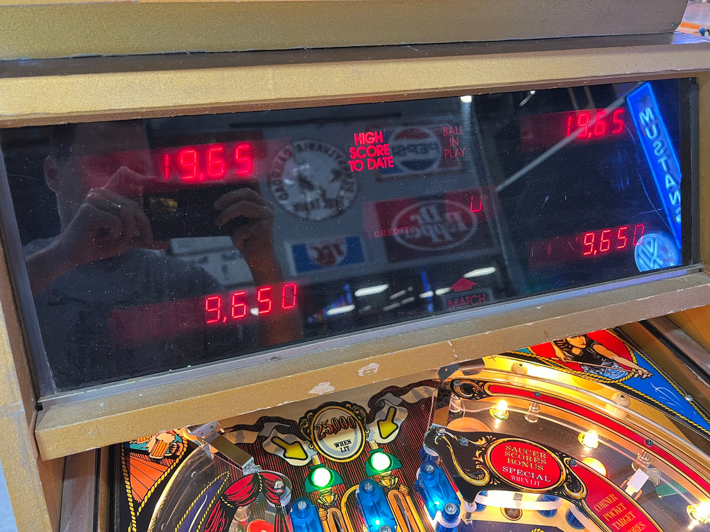 EIGHT BALL DELUXE LIMITED EDITION - 1982 Bally Pinball Machine - WORKS 100% - THE BEST GAME FROM THE PERIOD! - THE ORIGINAL LE!
