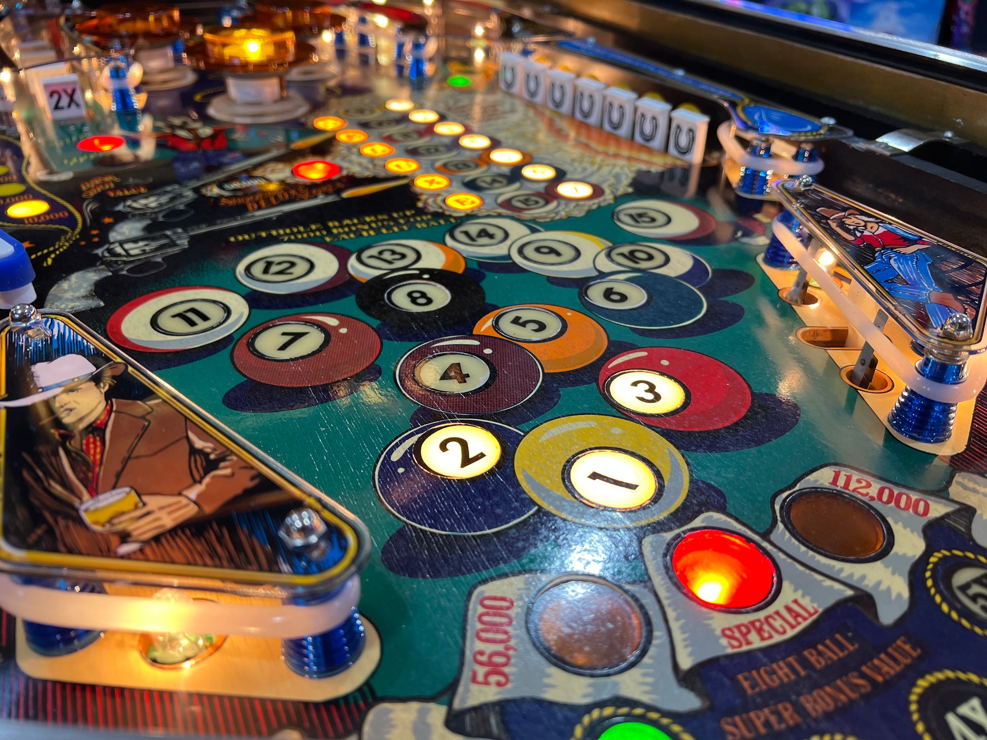 EIGHT BALL DELUXE LIMITED EDITION - 1982 Bally Pinball Machine - WORKS 100% - THE BEST GAME FROM THE PERIOD! - THE ORIGINAL LE!