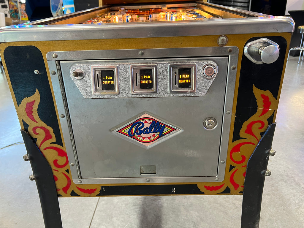 EIGHT BALL DELUXE LIMITED EDITION - 1982 Bally Pinball Machine - WORKS 100% - THE BEST GAME FROM THE PERIOD! - THE ORIGINAL LE!
