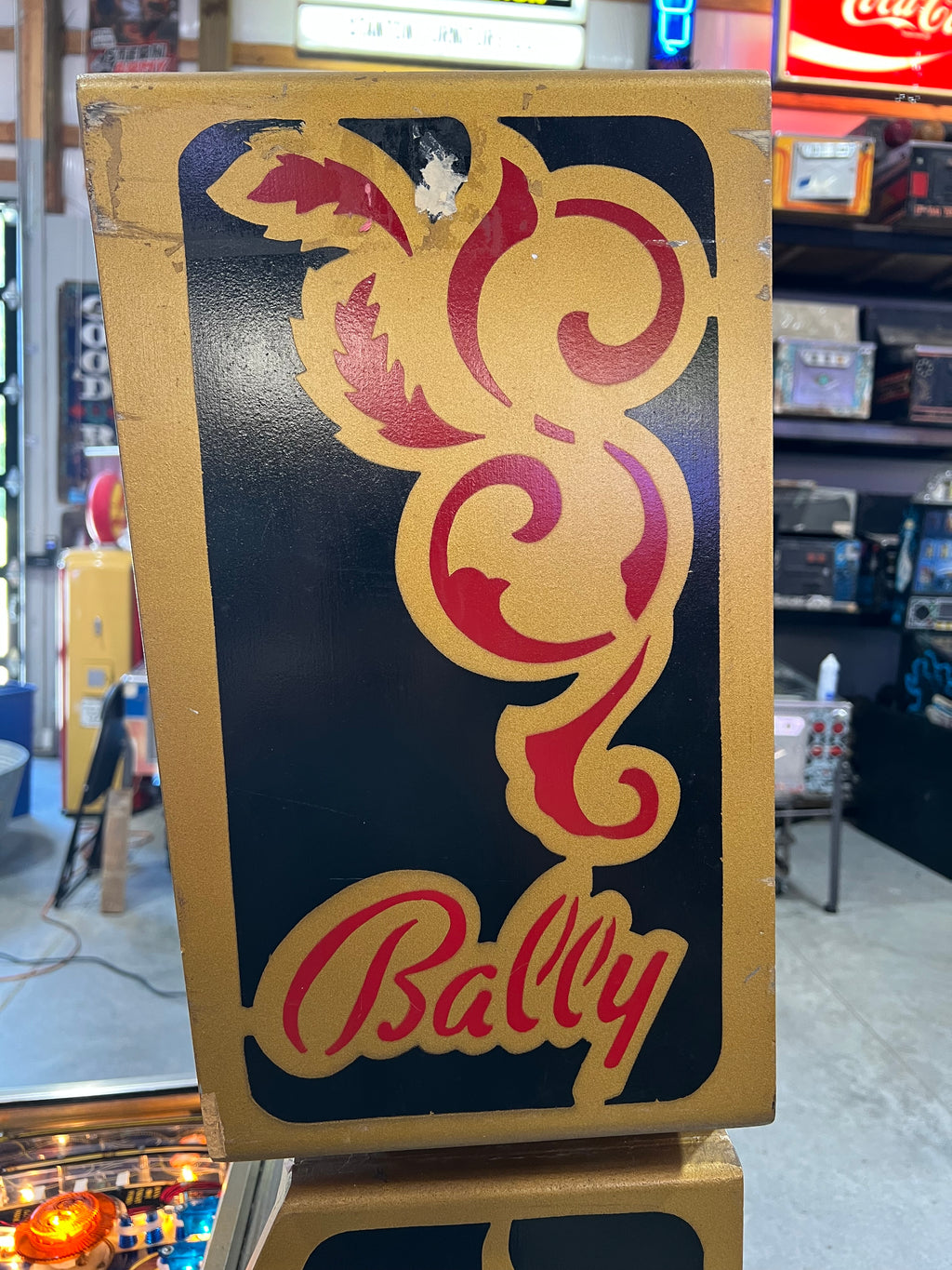 EIGHT BALL DELUXE LIMITED EDITION - 1982 Bally Pinball Machine - WORKS 100% - THE BEST GAME FROM THE PERIOD! - THE ORIGINAL LE!
