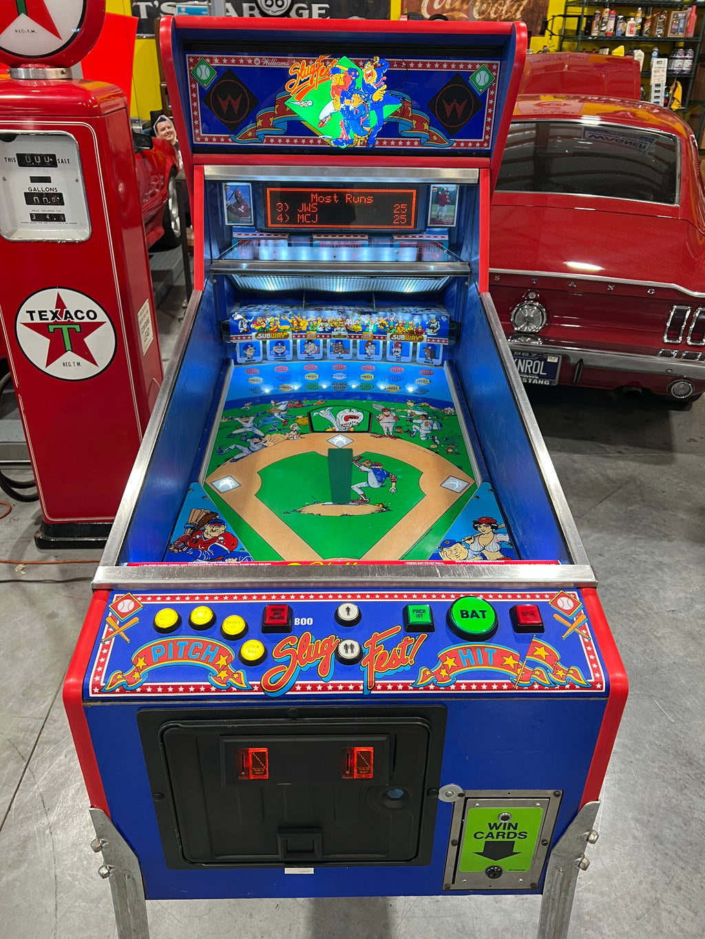 Slugfest 1991 Pitch and Bat Williams Pinball Machine - WORKS 100% - Nice Game DISPENSES BASEBALL CARDS!!! Card Shop Ready!