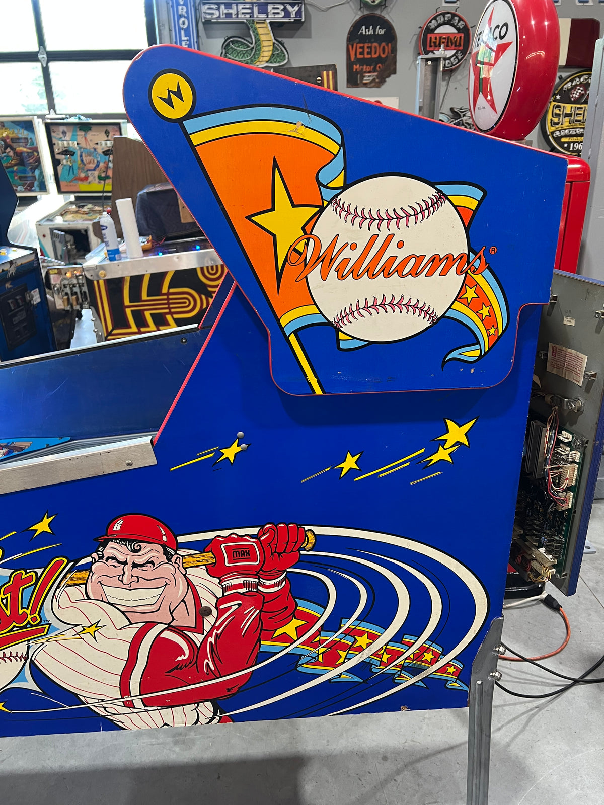 Slugfest 1991 Pitch and Bat Williams Pinball Machine - WORKS 100% - Nice Game DISPENSES BASEBALL CARDS!!! Card Shop Ready!