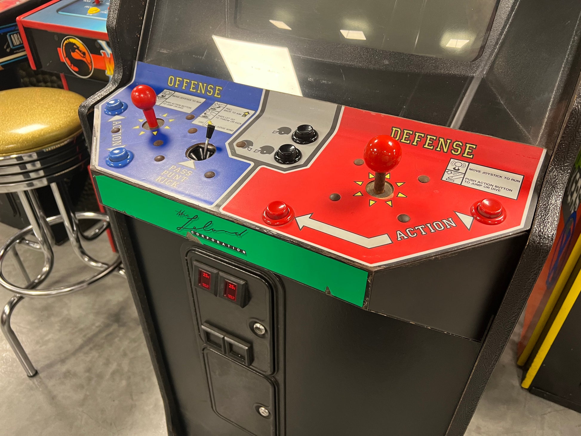 QUARTERBACK - 1987 Two Player Upright by Leland - Rare Game - Works fantastic! - USED
