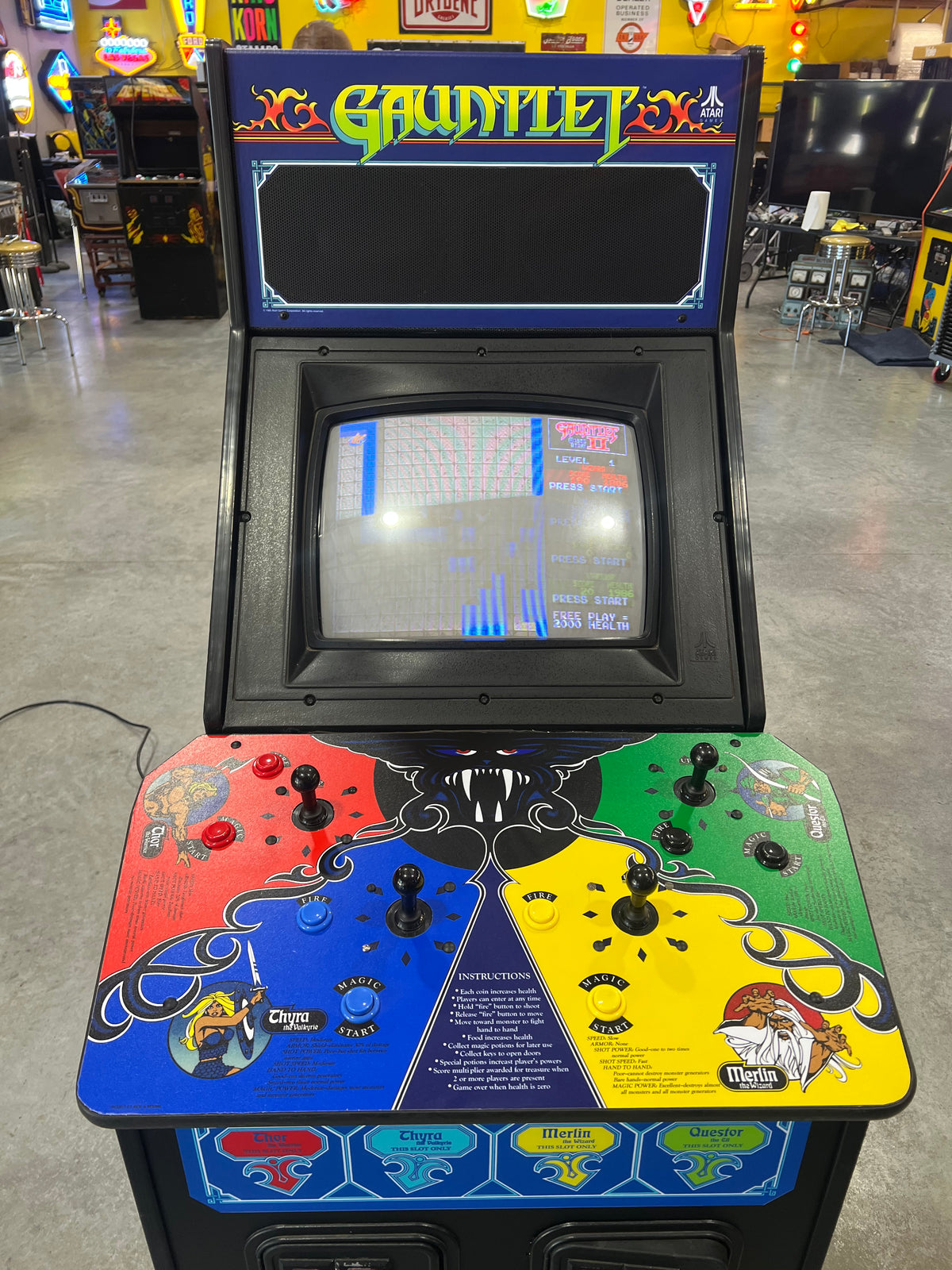 GAUNTLET - Atari 4 Player Arcade Game - Works 100% - The ORIGINAL Classic