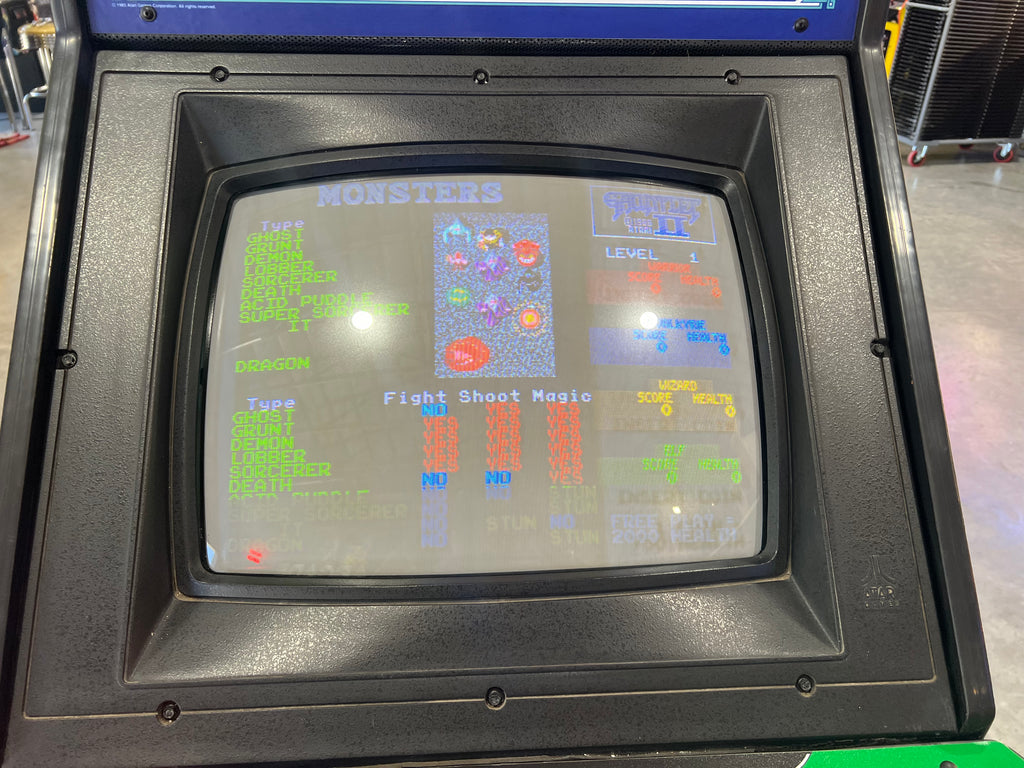 GAUNTLET - Atari 4 Player Arcade Game - Works 100% - The ORIGINAL Classic