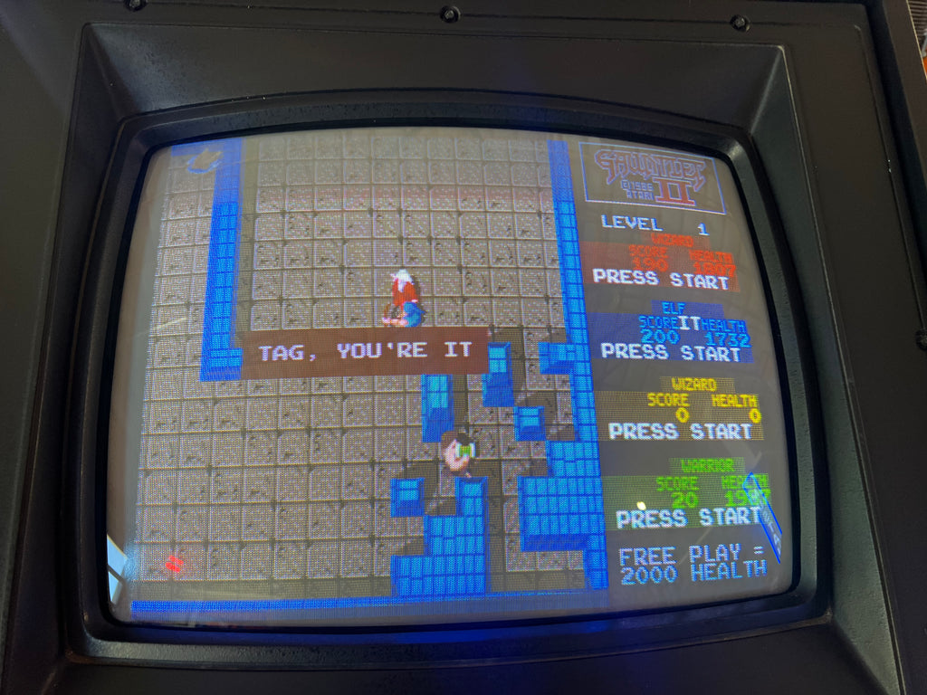 GAUNTLET - Atari 4 Player Arcade Game - Works 100% - The ORIGINAL Classic