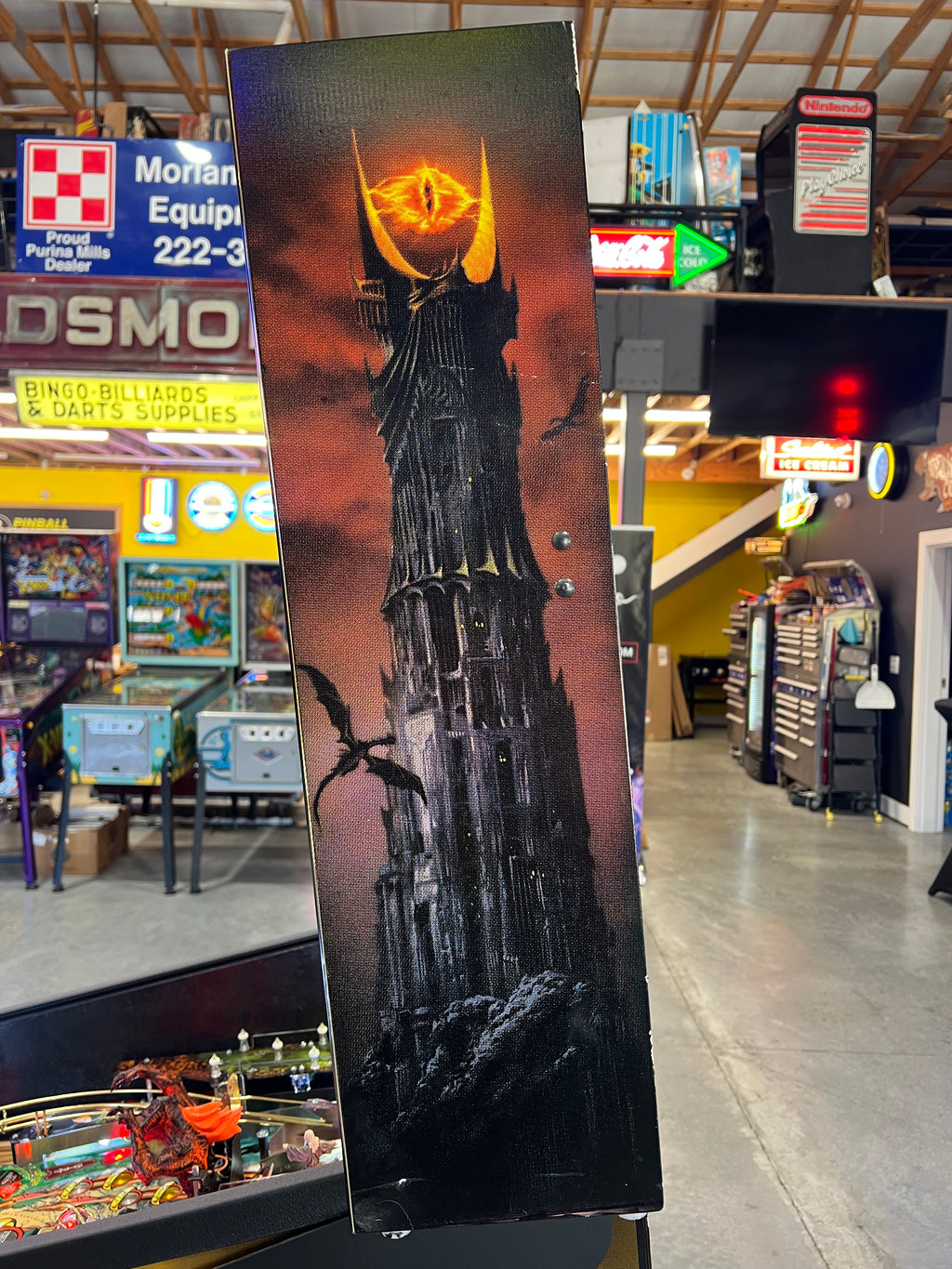 LORD OF THE RINGS - 2003 Stern Pinball Machine - VERY NICE GAME - SO SO SO NICE! HUO - Just in from it's original owner - Just Shopped - LEDS - WORKS 100%